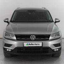 Volkswagen Tiguan 2.0 AMT, 2018, 103 509 км, с пробегом, цена 3 054 000 руб.