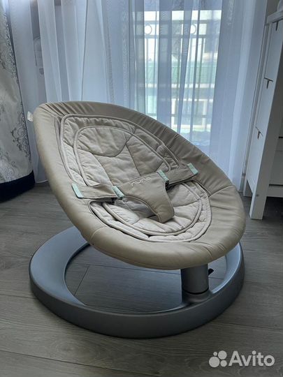 Шезлонг для новорожденных nuna leaf