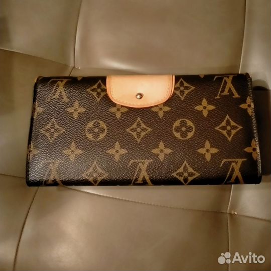Кошелёк Louis Vuitton