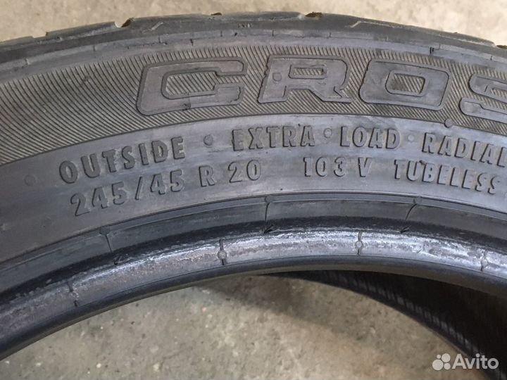 Continental ContiCrossContact LX 245/45 R20