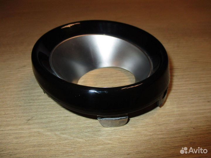 Рамка противотуманой фары правой Kia Soul 3 (SK3)