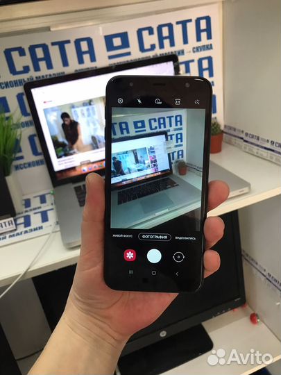 Samsung Galaxy J6+ (2018), 3/32 ГБ