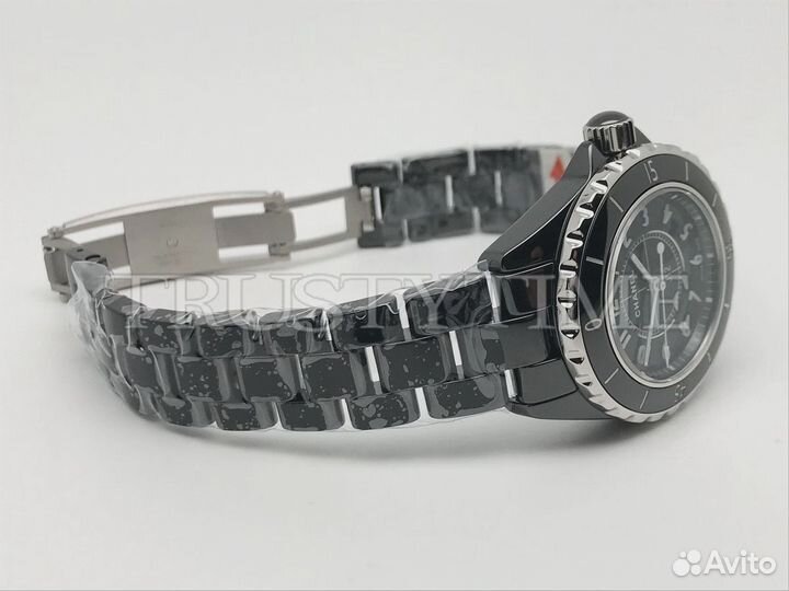 Часы Chanel J-12 33 H0682