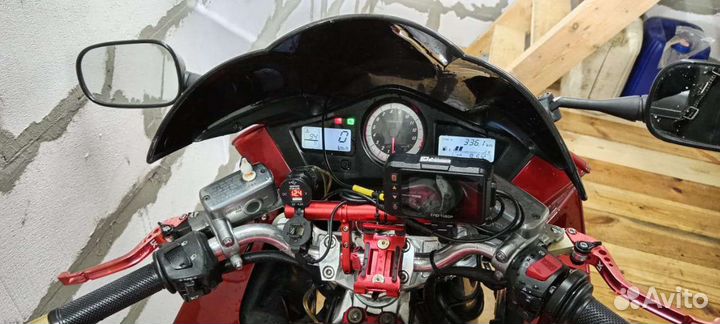 Honda vfr 800