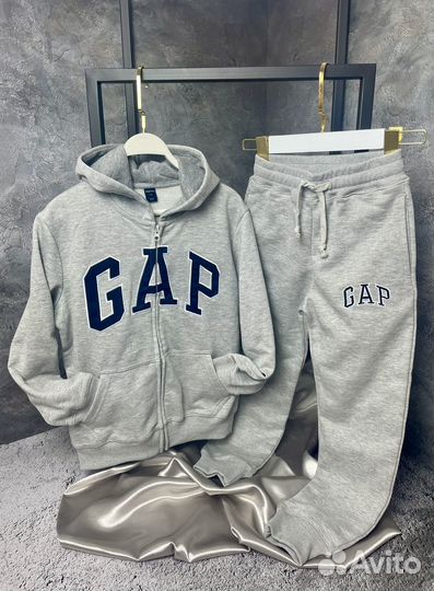 Спортивный костюм новый GAP 120 130 140