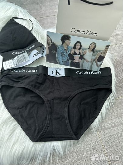 Комплект женского нижнего белья calvin klein