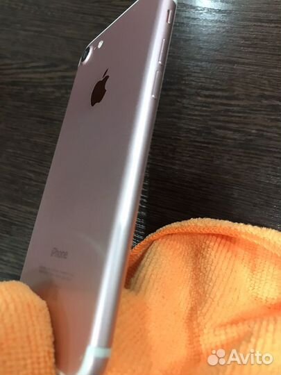 iPhone 7, 32 ГБ