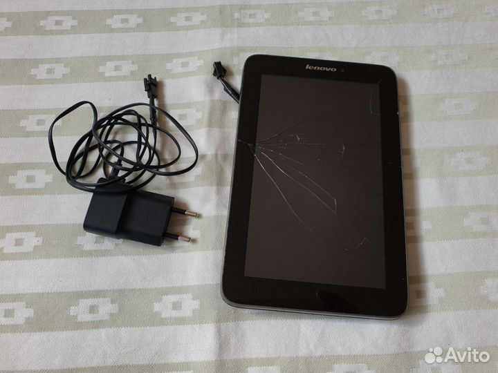 Планшет Lenovo на запчасти