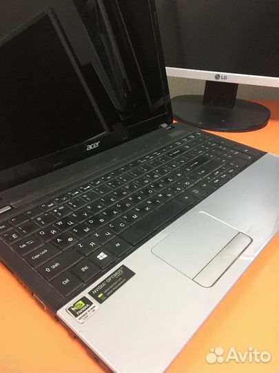 Ноутбук - Acer E1521- 8YC