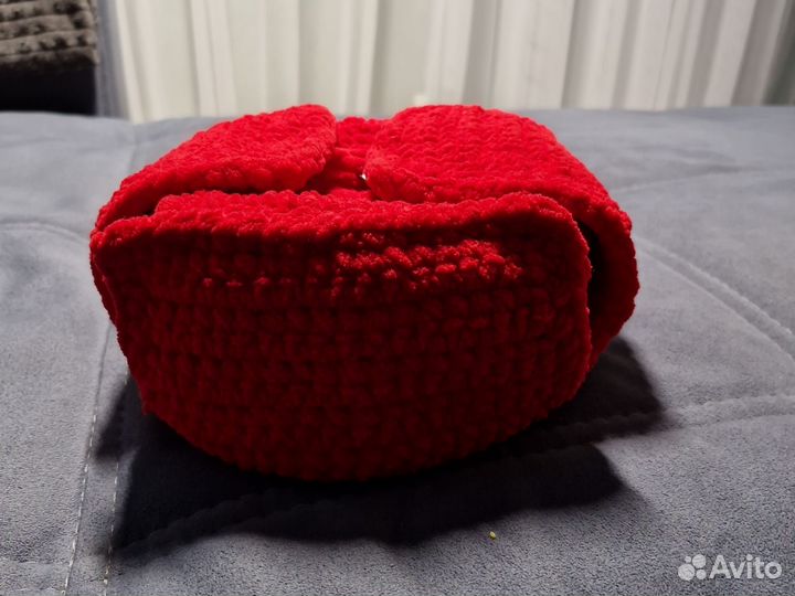 Шапки ушанки из велюровой пряжи (для бани)