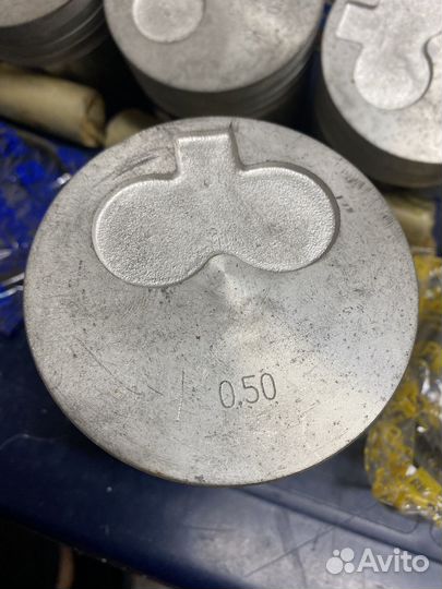 Комплект поршни двс RF0123200