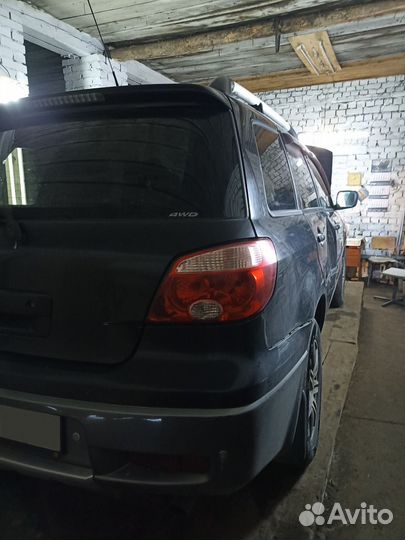 Mitsubishi Outlander 2.0 МТ, 2007, битый, 171 500 км
