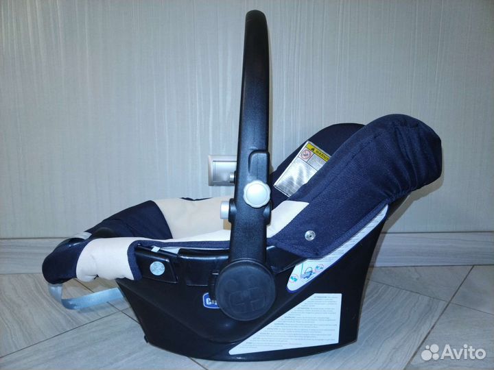 Chicco детское кресло переноска для младенцев