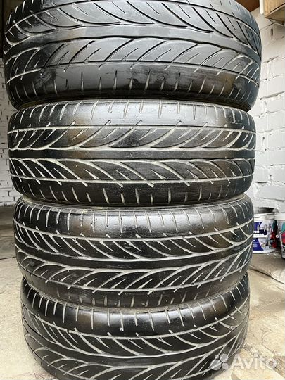 Hankook Ventus V12 Evo K110 225/60 R4