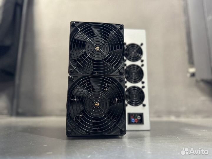 Asic майнер Bitmain Antminer T21 190 TH/s