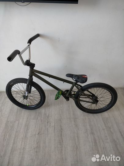 Трюковой велосипед bmx