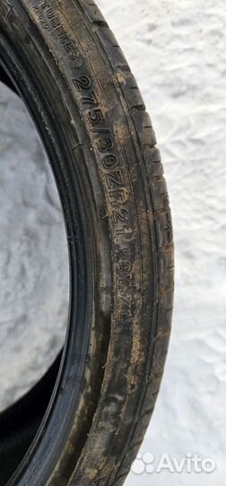 Kinforest KF-550 275/30 R21 98Y