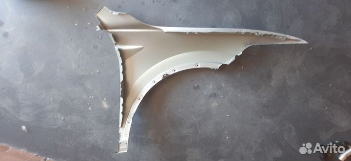 Крыло переднее левое tiguan 2
