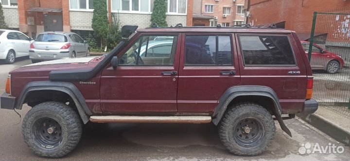 Jeep Cherokee 4.0 МТ, 1992, 300 000 км