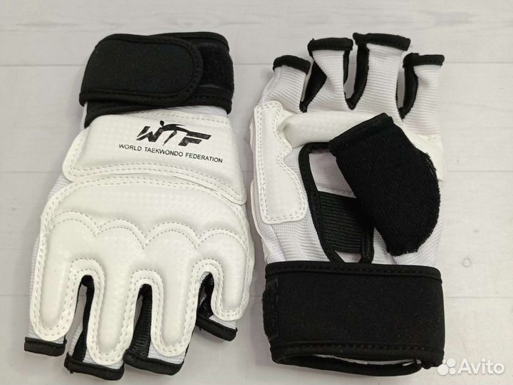 Перчатки для тхэквондо