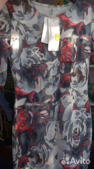 Новое платье S