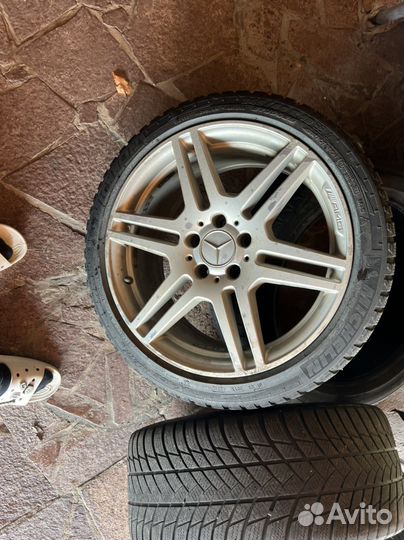 Диски с шинами на mercedes r18