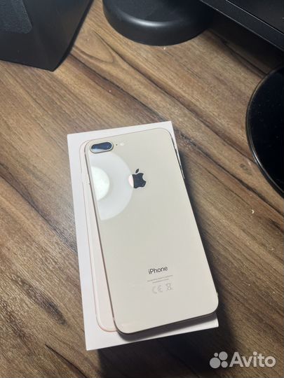 iPhone 8 Plus, 64 ГБ