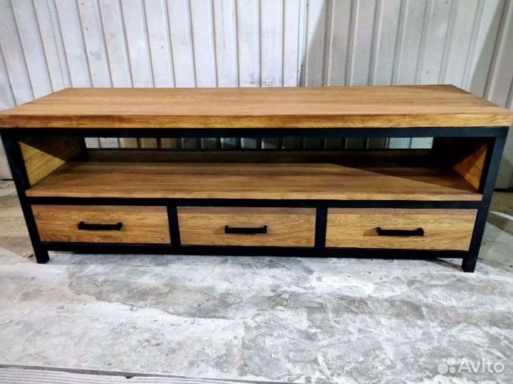 Тумба от производителя с ящиками