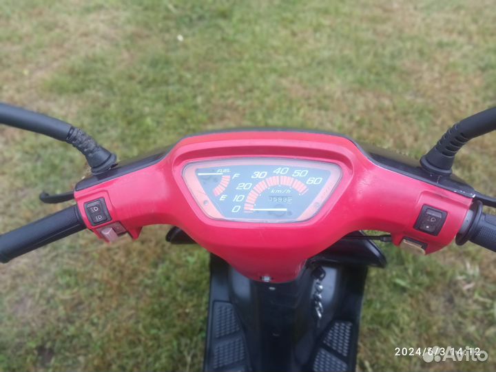 Скутер Honda dio