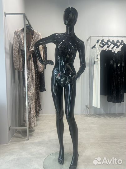 Манекен женский