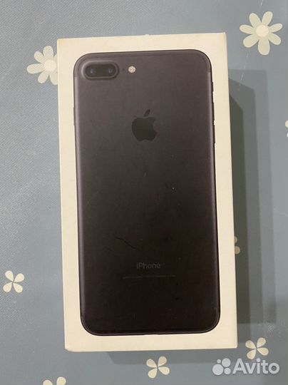 Телефон iPhone 7 plus 32 Gb
