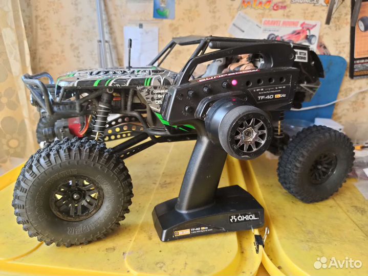 Радиоуправляемая модель Axial Wraith 1/10 rc