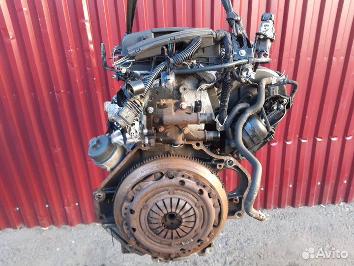 Двигатель Opel Zafira B 1.8