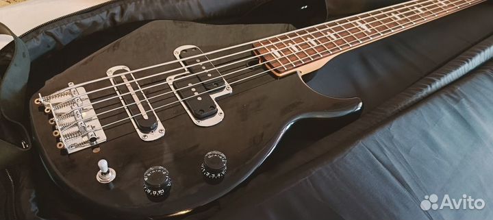 Бас гитара yamaha BB 415