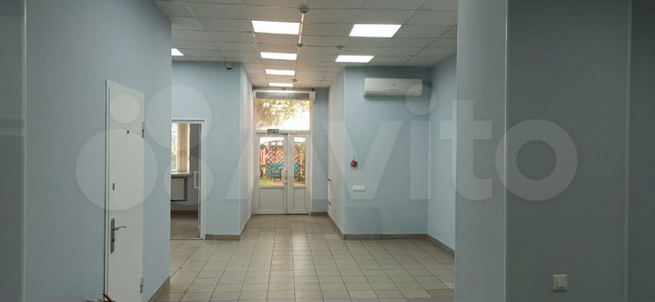 Помещение под медицинский центр, 247.5 м²