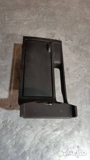 Подстаканник Mazda 3 BK 2005 BP4K64431