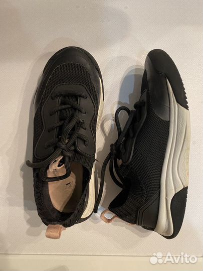 Кроссовки Zara