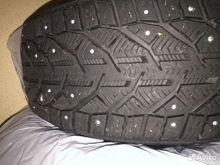 Tigar SUV Ice 215/60 R17 100