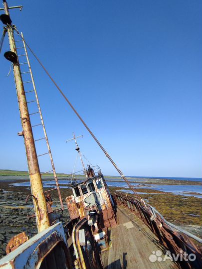 Рыбачий и Средний