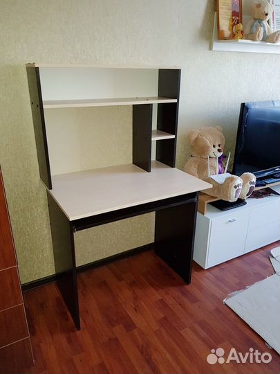 Стол компьютерный 85см