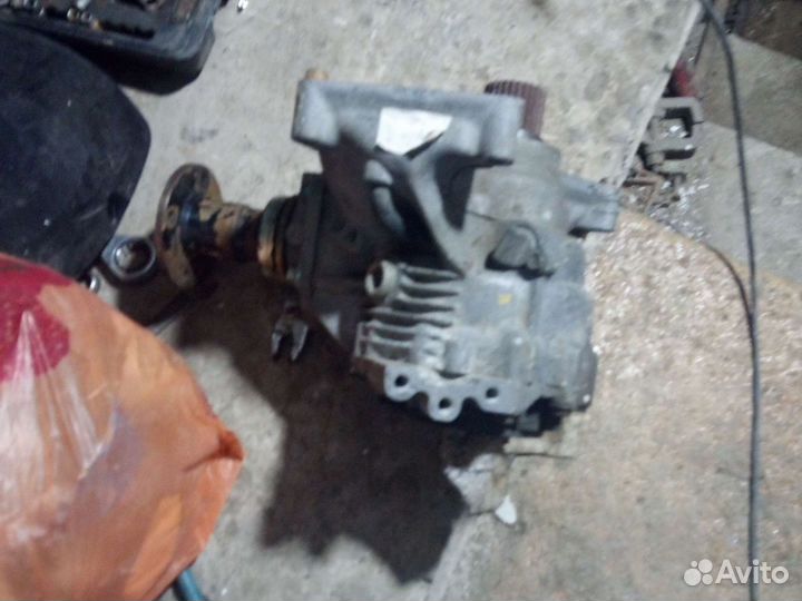 Ниссан икс Трэйл коробка с раздаткой