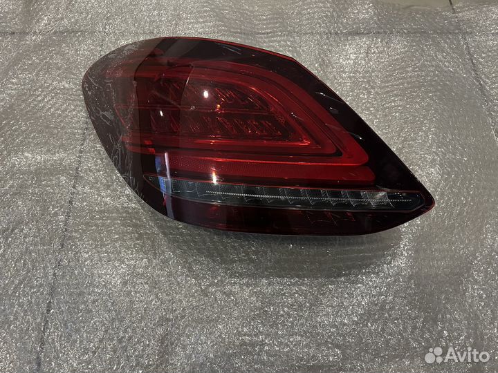 Левый задний фонарь Mercedes w205 рестайл новый