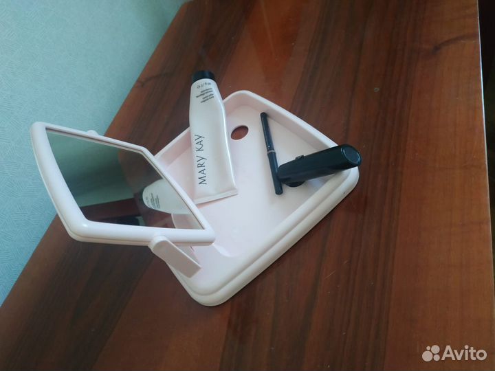 Зеркало настольное с поддоном