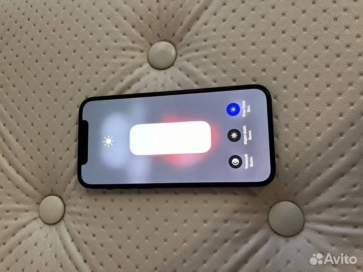 iPhone 12, 64 ГБ