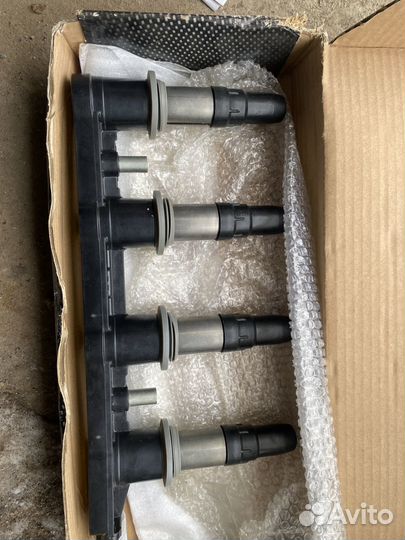 Катушка зажигания Opel Astra H Mokka 1.6