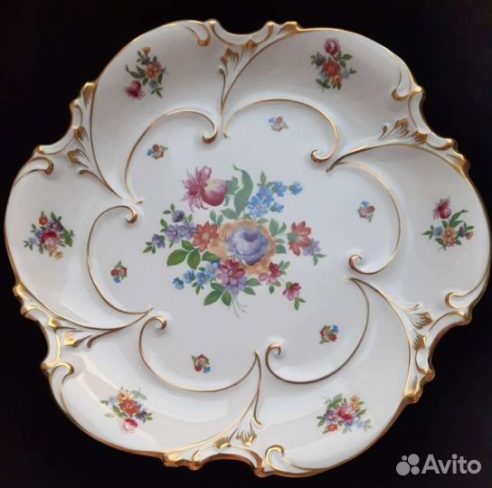 Блюдо фарфор