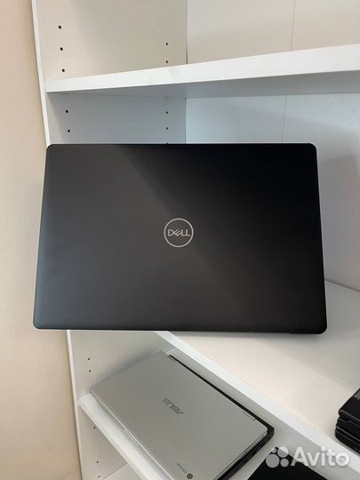 Ноутбук Dell p75f 15,6