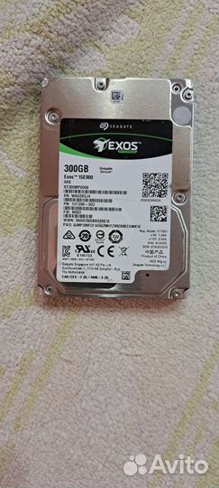 Seagate exos 15e900 SAS 300gb 2 штуки