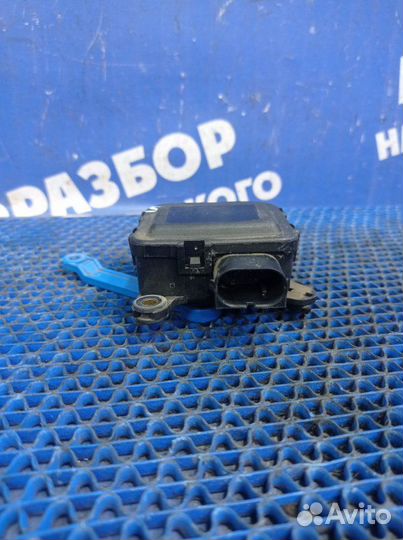 Моторчик заслонок отопителя Volkswagen Passat B5