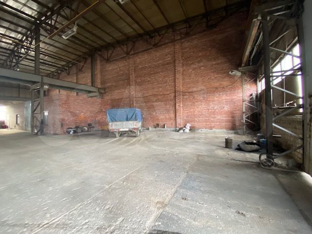 Здание, 4000 м²